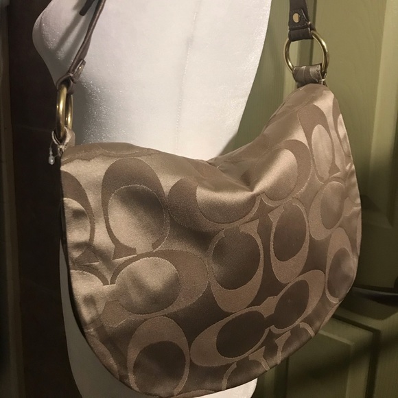Authentic Coach shoulder bag - Picture 3 of 8